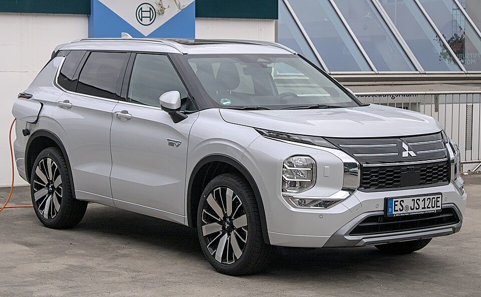 Mitsubishi Outlander Sport Es