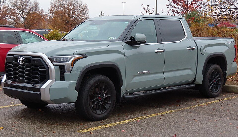 Toyota Tundra Double Cab Sr